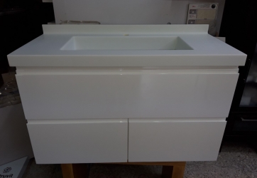 Ειδικές Κατασκευές Έπιπλο Μπάνιου 